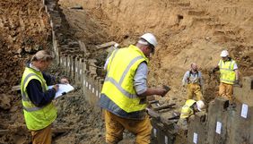 Fouille d'une galerie souterraine allemande à Burnhaupt-le-Haut (© Archéologie Alsace)